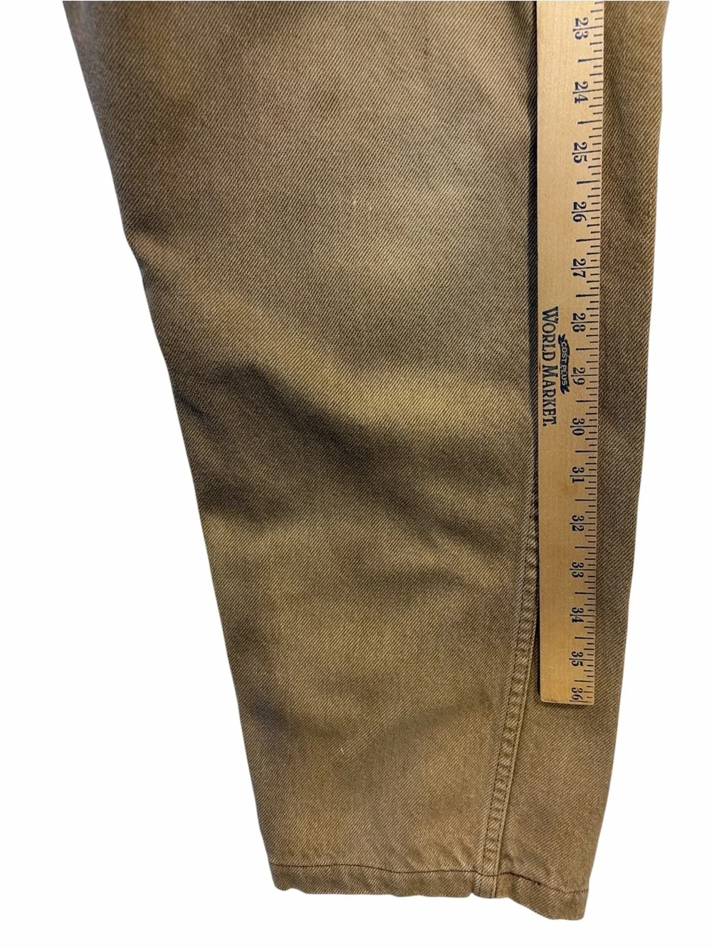 Vintage Wrangler Rugged Wear Tan Straight-Leg Jeans. Size 42 / 34
